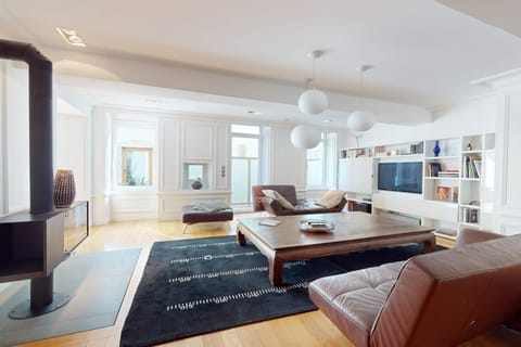 Le N 10 - Apartment of 200 sqm with patio of 35 square meters in Old Town Apartment in Annecy