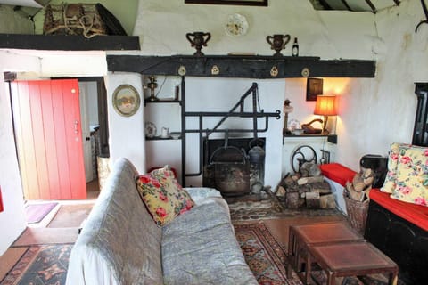 Wreckers Cottage House in County Waterford