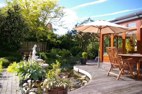 B&B VILLA MONIQUE Bed and Breakfast in Koksijde