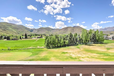 Peaceful Midway Studio with Mountain and Golf Views! Condo in Midway
