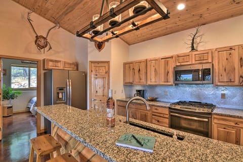 Stunning Home with Fire Pit, 11 Mi to Mt Yale! House in Buena Vista