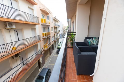 Property building, Off site, View (from property/room), Balcony/Terrace