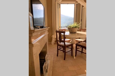 Casa Flea - Holiday apartment with 2 bedrooms House in Umbria