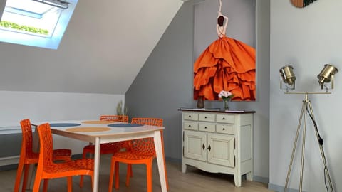 TV and multimedia, Decorative detail, Dining area