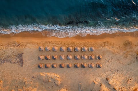 Day, Natural landscape, Activities, Bird's eye view, Summer, Beach, Beach, Sea view, Area and facilities, Seasons, Location, Sunset, sunbed