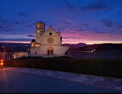 LE DIMORE ARCANGELO Maria Apartment in Assisi