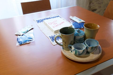 Coffee/tea facilities, Dining area, Breakfast