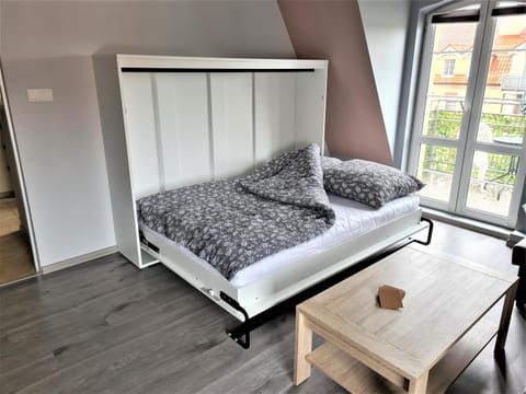 Bed, Living room, Seating area