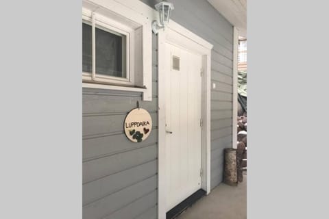 Tule lomalle luppoaikaan House in Rovaniemi