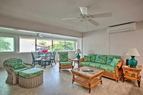 Beachfront St Croix Condo with Pool and Lanai! Eigentumswohnung in St. Croix