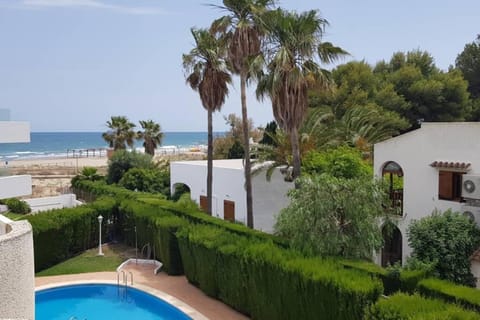 Pool view, Sea view, Swimming pool