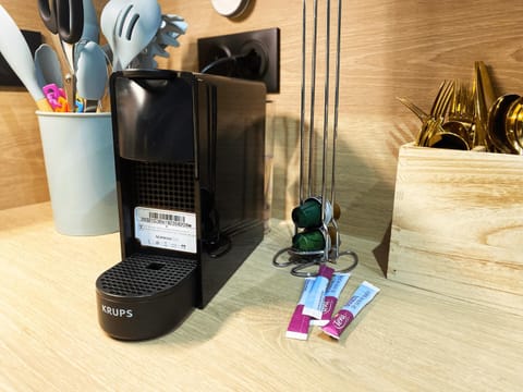 Coffee/tea facilities, Kitchen or kitchenette