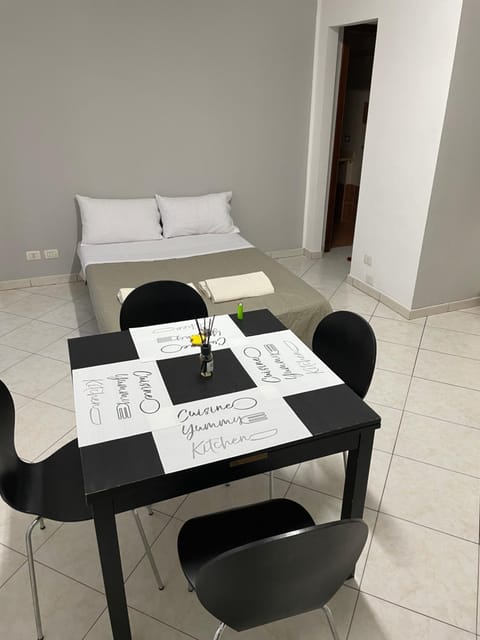 IL QUADRIFOGLIO intero appartamento centro città Apartment in Villa San Giovanni