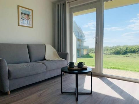 Le Charmant, appartement situé dans la résidence de standing, les Dunes du Golf à Wimereux Apartment in Wimereux
