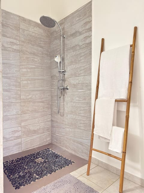 Sopraia Nature Villa in Les Abymes