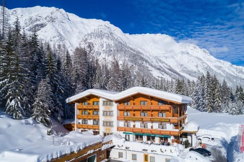 Property building, Winter