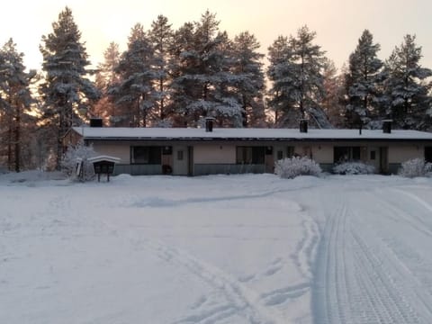 Karhunkierrospysäkki Apartment in Lapland