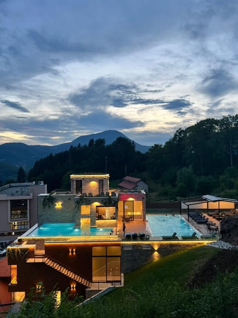 Pool view, Swimming pool