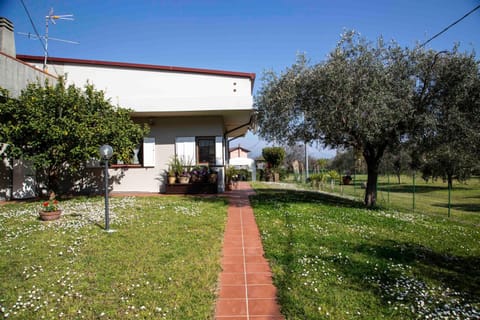 Casa Vacanze Oleandri House in Ameglia