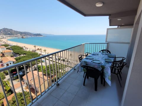 BRAVAHOLIDAYS-410-Neptuno Apartment in Blanes