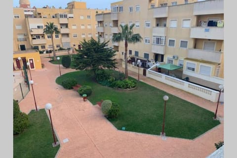 Apartamento 3 dormitorios en la playa de Almeria. Apartment in Roquetas de Mar
