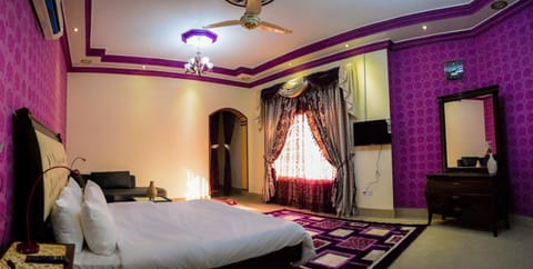 Arabian Lodges Bed and Breakfast in Punjab
