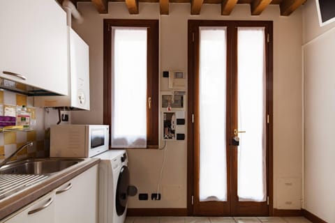 Kitchen or kitchenette, kitchen