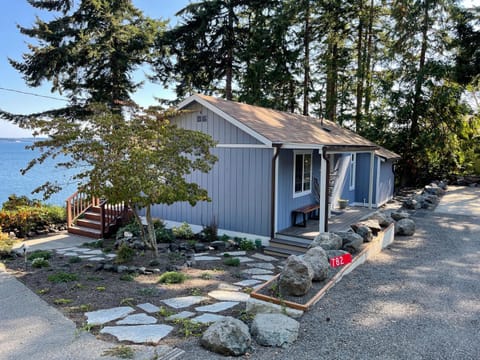 Private Beach - Port Ludlow Beach Cottage on Puget Sound Haus in Port Ludlow