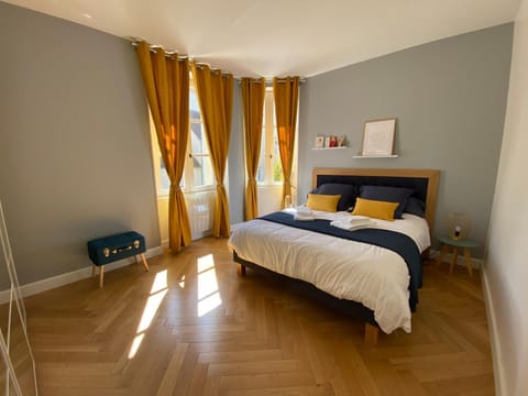 L Interlude Apartment in Chartres