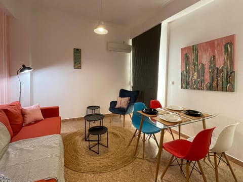 Living room, Seating area, Dining area