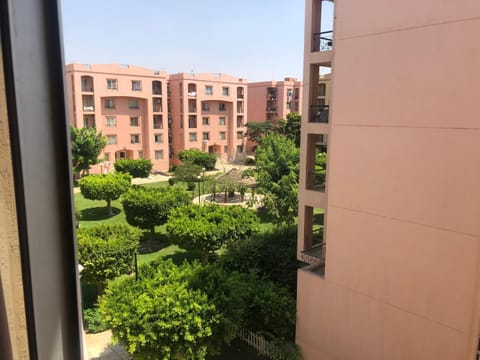 Private Room or Apartment at Rehab City غرفة خاصة او شقة بمدينة الرحاب Bed and Breakfast in New Cairo City