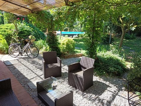 Garden, Garden, Swimming pool