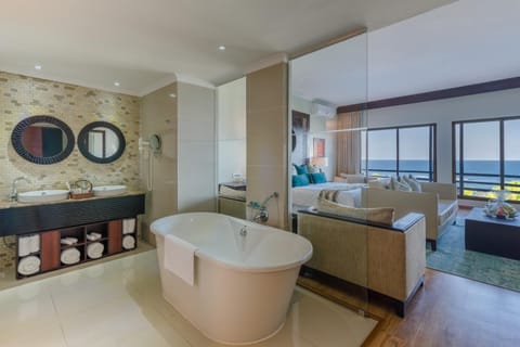 Bathroom, Seating area, Bedroom