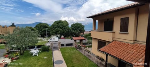 Oxy Holiday Home Condo in Iseo