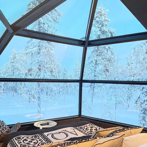 Aurora Queen Resort Igloos Resort in Lapland