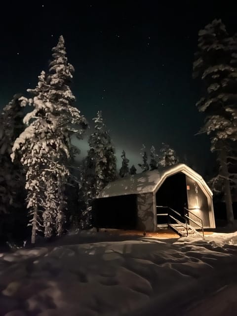 Aurora Queen Resort Igloos Resort in Lapland