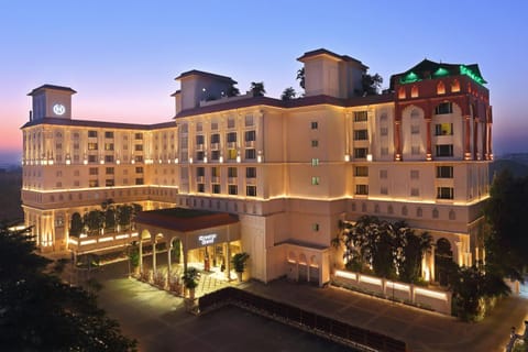 Sheraton Grand Pune Bund Garden Hotel Hotel in Pune