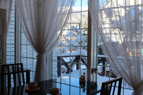 Winter, View (from property/room), Dining area