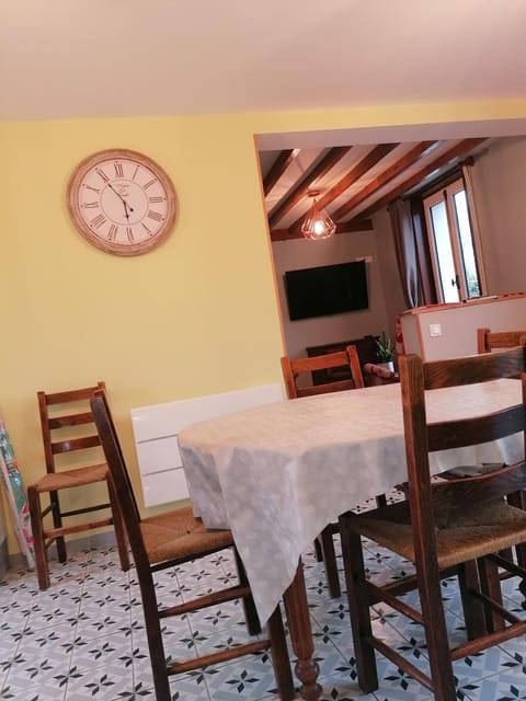 La longére fleurie House in Hauts-de-France