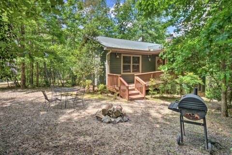 The Mountain Laurel Sautee Mountain Retreat House in White County