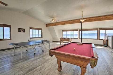 Breathtaking Bear Lake Escape with Game Room and View! House in Garden City