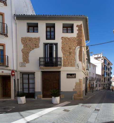 Property building, Facade/entrance, Neighbourhood