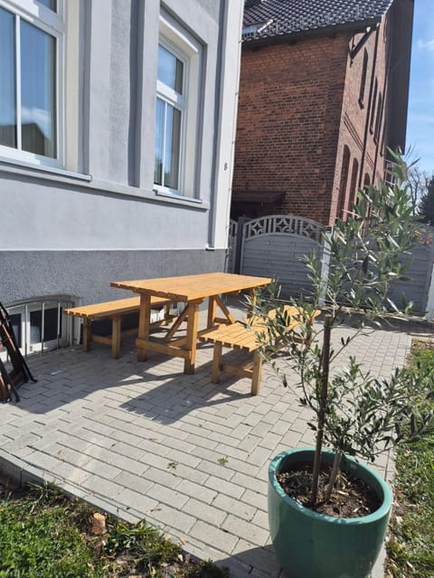 Haltestelle - Private Zimmervermietung Röbel Müritz Bed and Breakfast in Röbel