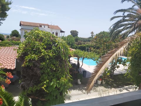 Garden view, Pool view