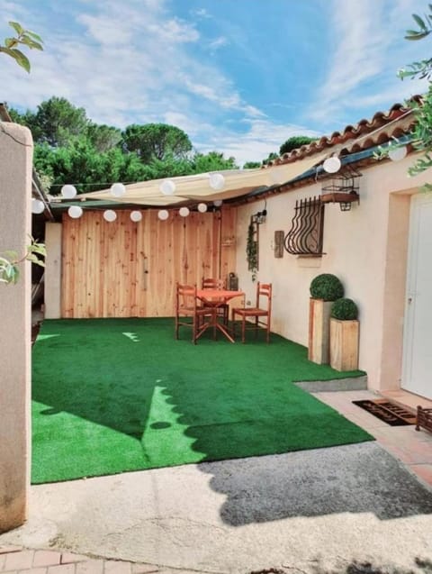 Patio, Balcony/Terrace