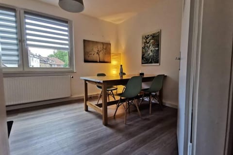 Schöne Wohnung in Gelsenkirchen für Beruf und Privat Apartment in Gelsenkirchen