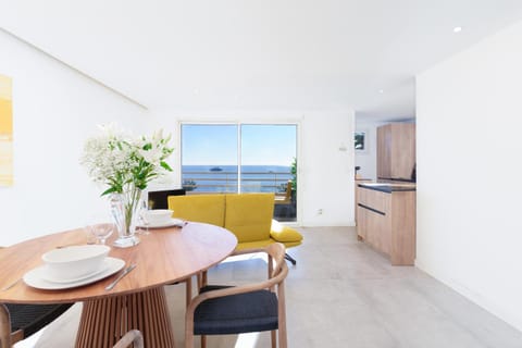 Natural landscape, Living room, Dining area, Sea view