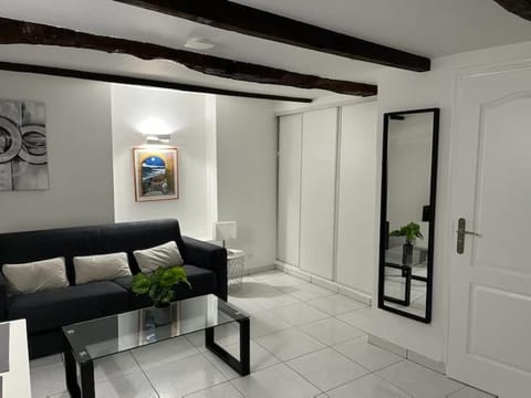 Studio Cité historique Apartment in Vence