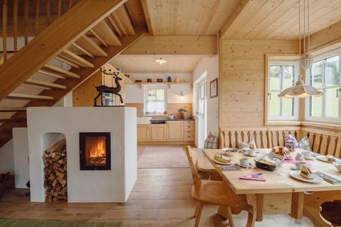 Dining area, Family, flat iron, kitchen