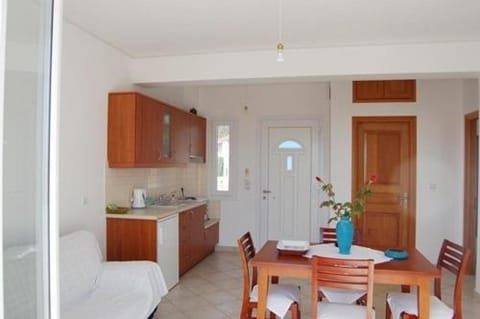 Villa Vourda Condo in Samos Prefecture